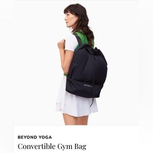 🔥Beyond Yoga Convertible Gym Bag🔥